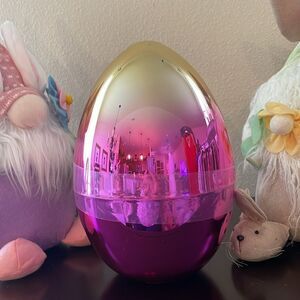 LARGE FILLED EGG